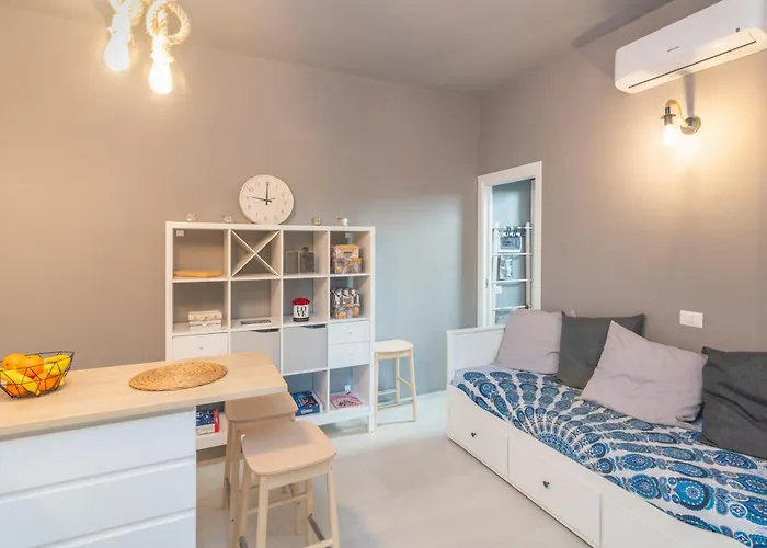 White House - Happy Lägenhet *